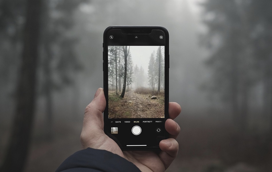 Disable Camera Access from iPhone Lock Screen