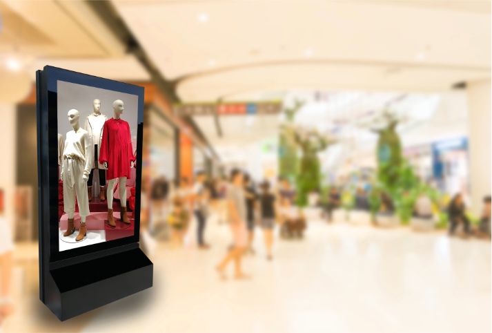 Digital Signage in Showroom